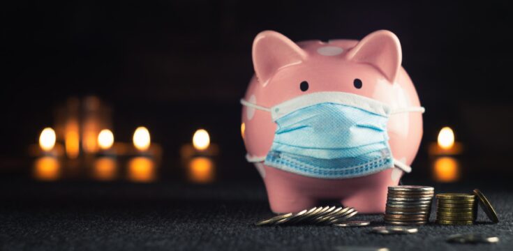 piggy-bank-with-healthcare-mask
